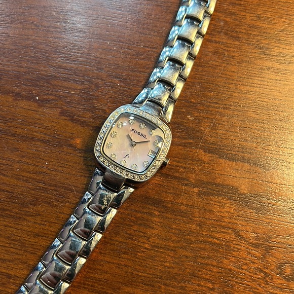 Early 2000s Fossil Watch - Picture 2 of 2